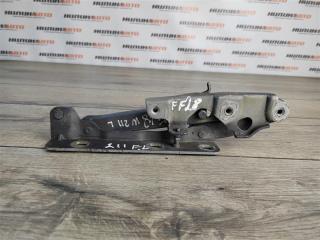 Фото запчасти петля капота левая Mercedes W211 2003 контрактная запчасть Запчасть петля капота левая Mercedes W211 2003