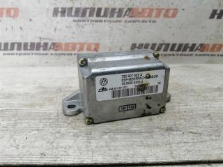 Запчасть датчик ускорения Volkswagen Touareg 2003