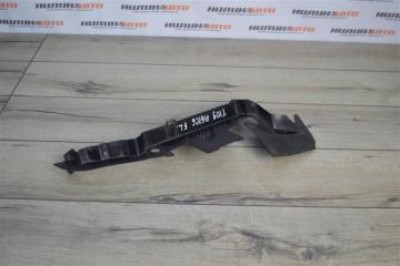 Запчасть дефлектор радиатора левый Audi A6 C6 2007