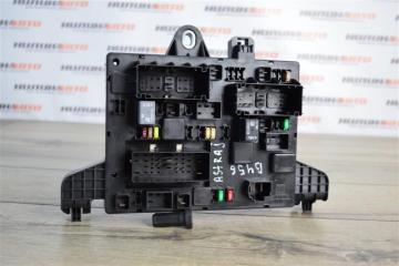 Фото запчасти блок предохранителей салон Opel Astra J 2010 контрактная запчасть Запчасть блок предохранителей салон Opel Astra J 2010