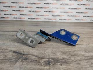 Фото запчасти петля капота левая Renault Megane 2 2007 контрактная запчасть Запчасть петля капота левая Renault Megane 2 2007