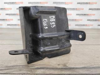 Запчасть кронштейн правый Mitsubishi Outlander 2 XL 2007