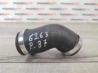 Запчасть патрубок интеркулера Volkswagen Passat B7 2012