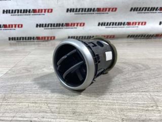 Запчасть дефлектор в торпедо передний Nissan Qashqai 1 J10 2011