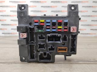 Блок предохранителей салон Citroen C-Crosser 2008