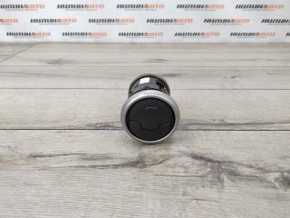 Запчасть дефлектор в торпедо Nissan Qashqai 1 J10 2009