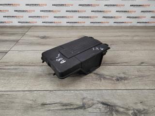 Запчасть крышка аккумулятора Skoda Yeti 2011