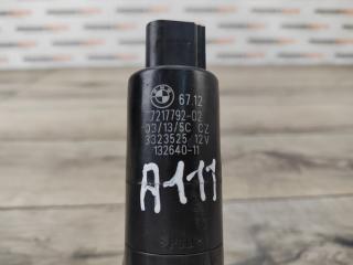 Насос омывателя фар 3 2013 F30 2.0 N20B20A Насос омывателя фар 3 2013 F30 2.0 N20B20A