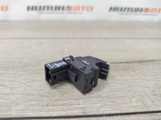 Кнопка стеклоподъемника Tiguan 1 2011 2.0 CCZD Кнопка стеклоподъемника Tiguan 1 2011 2.0 CCZD