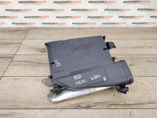 Корпус воздушного фильтра Mercedes W204 2009
