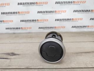 Запчасть дефлектор в торпедо Nissan Qashqai+2 J10 2010