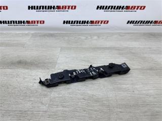 Кронштейн бампера передний правый Citroen C4 2006