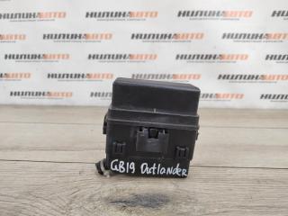 Запчасть блок реле Mitsubishi Outlander 2 XL 2007