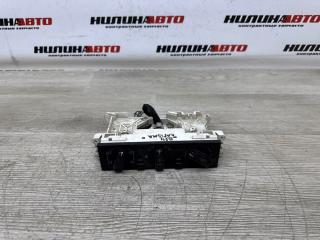 Запчасть блок управления печкой Mitsubishi Carisma 2003