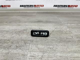 Запчасть кнопка открывания багажника Peugeot 308 2011