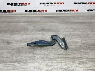 Фото запчасти петля капота левая Mitsubishi ASX 2011 контрактная запчасть Запчасть петля капота левая Mitsubishi ASX 2011