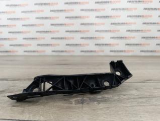 Запчасть кронштейн бампера передний левый Kia Ceed 1 2009