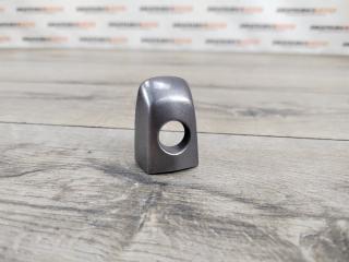 Фото запчасти заглушка ручки двери передняя левая Suzuki SX4 2011 контрактная запчасть Запчасть заглушка ручки двери передняя левая Suzuki SX4 2011