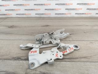 Запчасть петля капота правая Bmw 5 2011