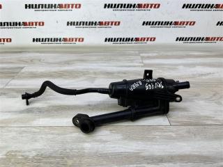 Запчасть маслоотражатель Opel Astra J 2012