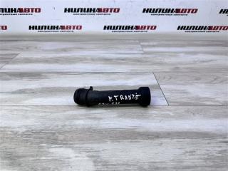 Фото запчасти трубка охлаждения пластиковая Ford Transit 2008 контрактная запчасть Запчасть трубка охлаждения пластиковая Ford Transit 2008