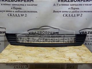 Решетка бампера передняя Toyota Corolla 2010-2013