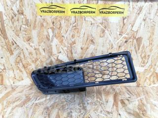 Решетка бампера передняя правая Renault Logan 2005-2009