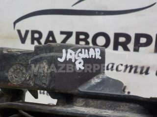 Решетка бампера (без ПТФ) передняя правая XJ 2009 Решетка бампера (без ПТФ) передняя правая XJ 2009