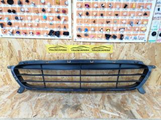 Решетка бампера передняя Hyundai Solaris 2010-2014