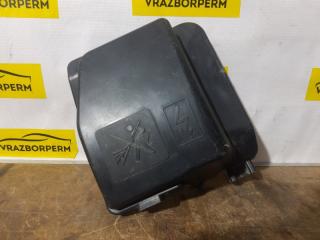 Крышка блока предохранителей Renault Duster