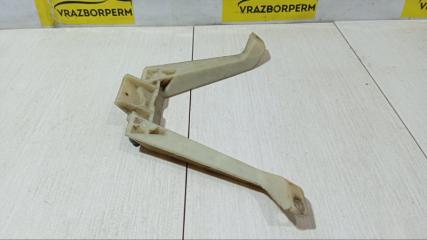 Кронштейн кулисы КПП Touareg Кронштейн кулисы КПП Touareg
