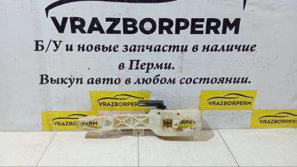 Кронштейн ручки двери передний левый Hyundai Solaris