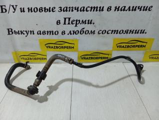 Запчасть трубка вакуумная Audi A4