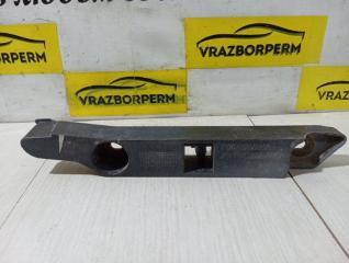 Запчасть кронштейн бампера передний левый Ford Focus 2