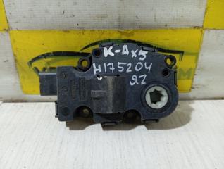 Фото запчасти моторчик заслонки отопителя BMW X5 Б/У запчасть Запчасть моторчик заслонки отопителя BMW X5