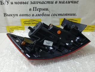 Фонарь задний правый Taos