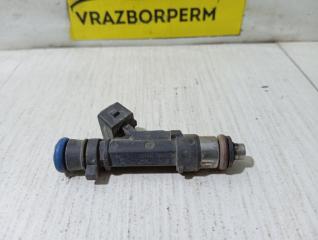 Фото запчасти форсунка топливная RENAULT LOGAN 2012 Б/У запчасть Запчасть форсунка топливная RENAULT LOGAN 2012