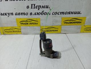 Фото запчасти насос омывателя RENAULT LOGAN 2014 Б/У запчасть Запчасть насос омывателя RENAULT LOGAN 2014