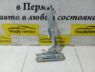 Запчасть петля капота правая Renault Logan