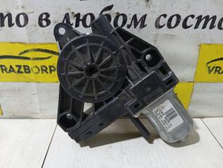 Запчасть моторчик стеклоподъемника задний правый Volvo V60