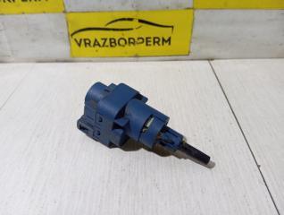 Фото запчасти датчик педали сцепления Skoda Fabia Б/У запчасть Запчасть датчик педали сцепления Skoda Fabia