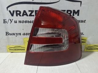 Фонарь правый Skoda Octavia новая Фонарь правый Skoda Octavia