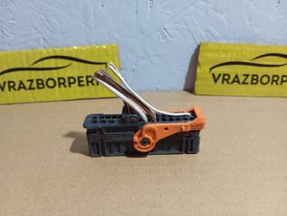 Фото запчасти разъем (фишка/штекер) Volkswagen Tiguan Б/У запчасть Запчасть разъем (фишка/штекер) Volkswagen Tiguan