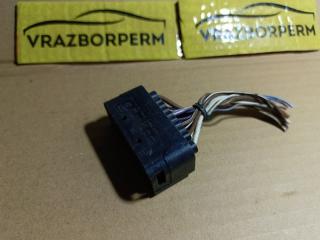 Фото запчасти разъем (фишка/штекер) Volkswagen Touareg Б/У запчасть Запчасть разъем (фишка/штекер) Volkswagen Touareg