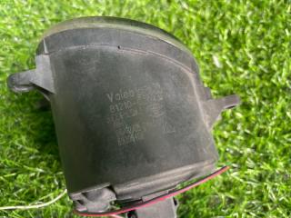 Фара противотуманная правая PRIUS ZVW30