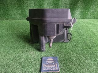 Запчасть корпус блока управления двигателем TOYOTA BREVIS 2001