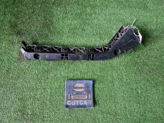 Крепление бампера заднее TOYOTA PRIUS