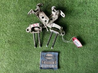 Запчасть петля двери задняя TOYOTA MARK II 2004