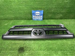 Запчасть решетка радиатора TOYOTA HILUX SURF