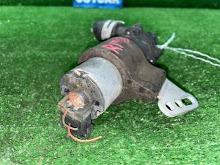 Помпа Slk-Class R170